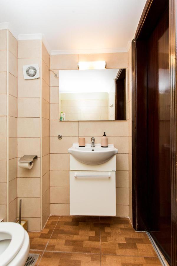Central Apartment Downtown เทสซาโลนิกิ ภายนอก รูปภาพ